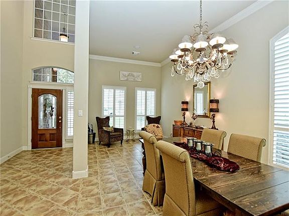 4th image of 11405 Hollister Dr
