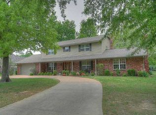 65 Cedar Ridge Rd, Broken Arrow, OK 74011