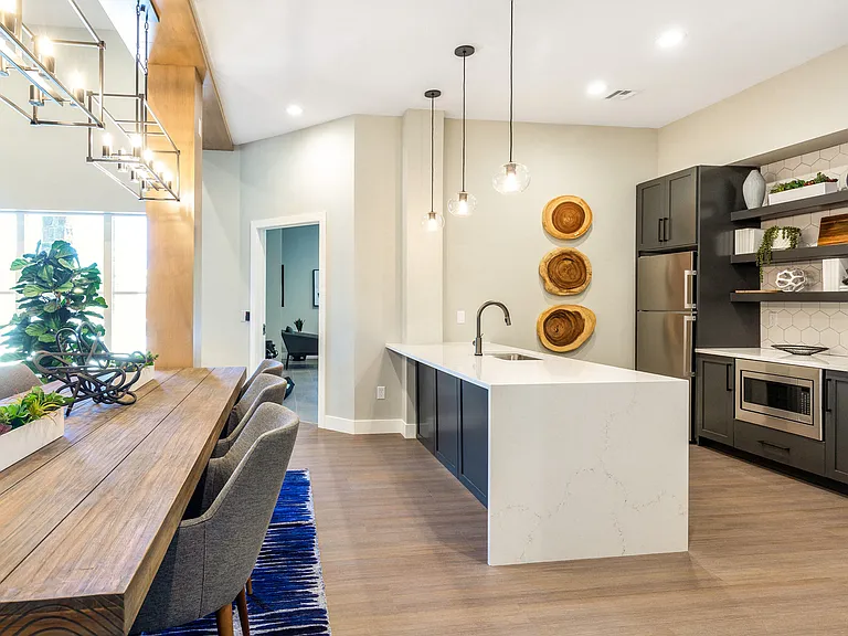 Maison's Landing Apartments — Photo 29