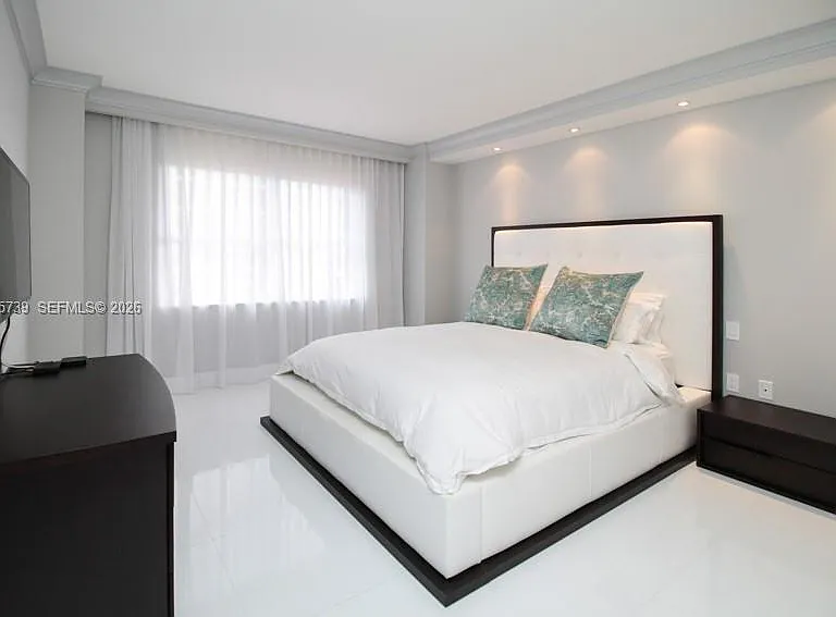 9801 Collins Ave #9W — Photo 11