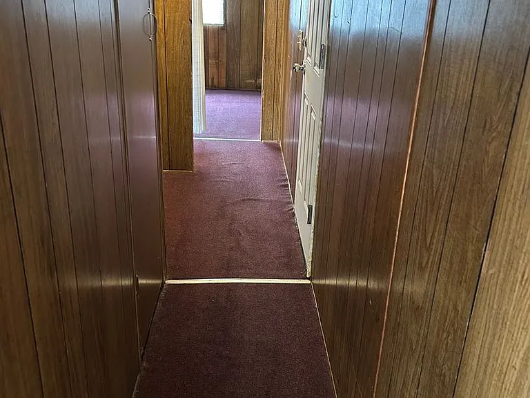 23765 Lawrence Ave — Photo 16