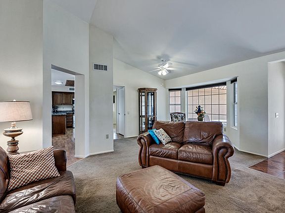 4th image of 14672 W Yosemite Dr