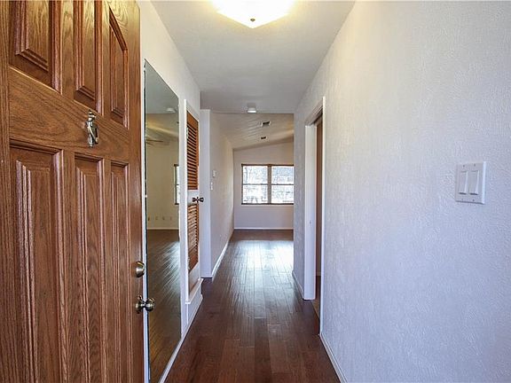 4th image of 6417 Lakeside Dr