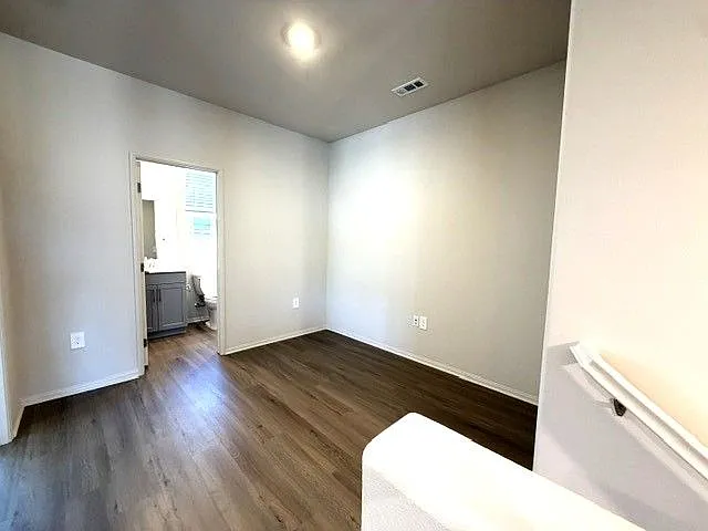 4731 Merida Way — Photo 15