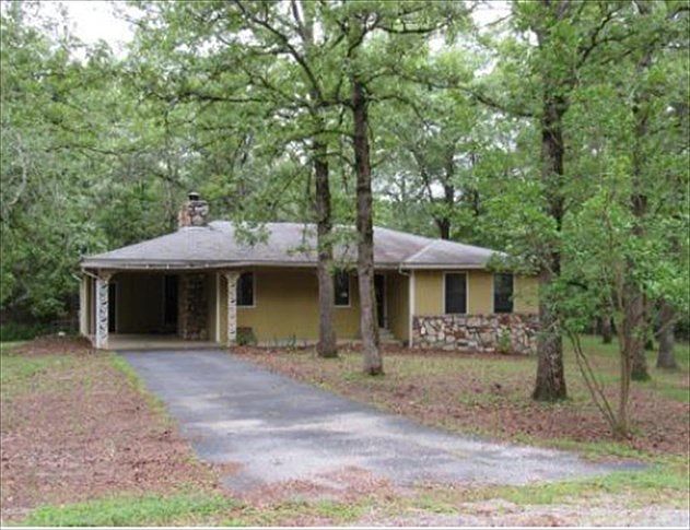 1st image of 105 Pioneer Cir 1