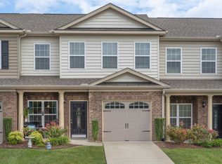 812 Meadowcrest Way, Lebanon, TN 37090