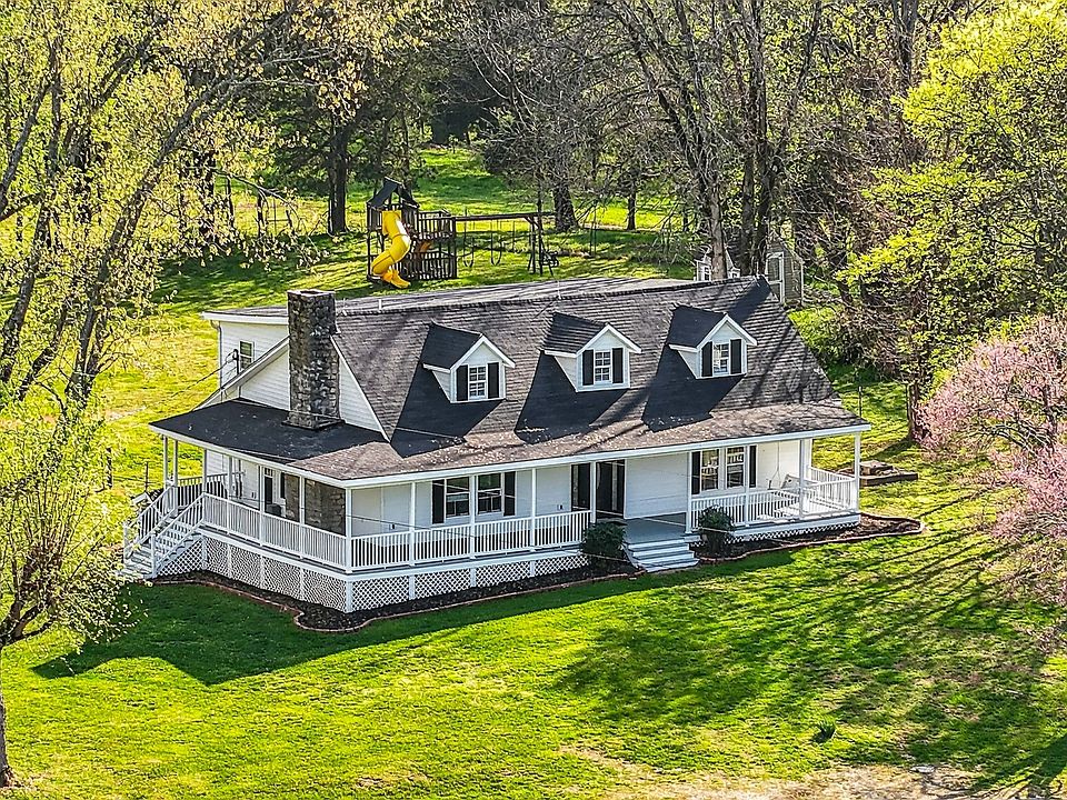 1st image of 1870 Walnut Grove Rd