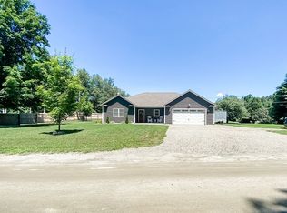 25 Derby Pond Rd, Derby, VT 05829