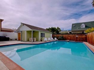 6501 Varna Ave, Van Nuys, CA 91401