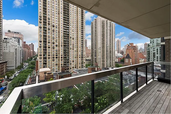 Rented by Douglas Elliman | media 7