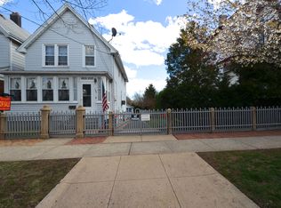 150 Hylan Blvd, Staten Island, NY 10305