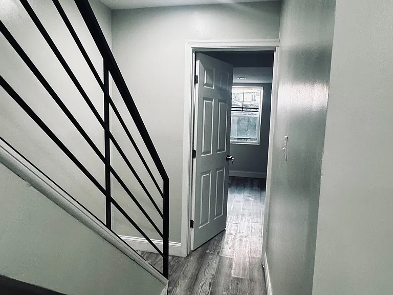228 S Edgewood St #1 — Photo 5