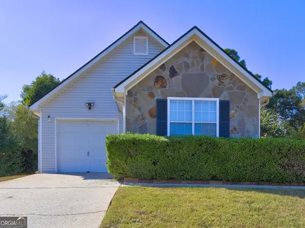 371 Autumn Lake Dr, McDonough, GA 30253
