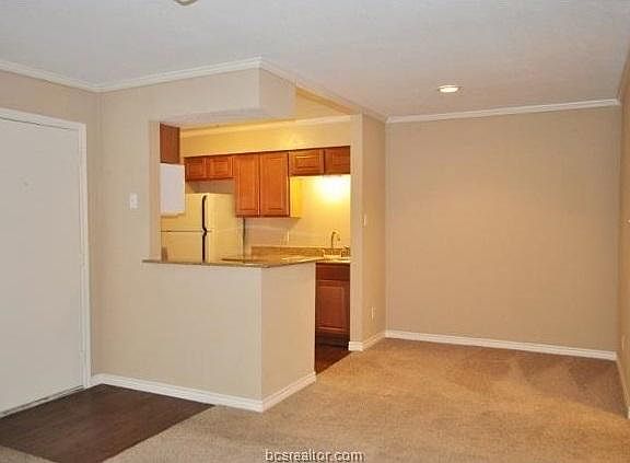2nd image of 904 University Oaks Blvd APT 028