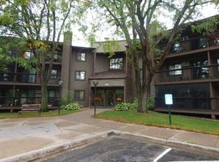 7601 W 101st St APT 201, Bloomington, MN 55438