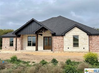 11205 Golden Eagle Ave, Salado, TX 76571