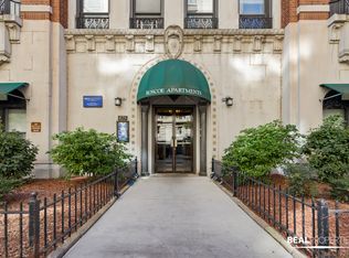 425 W Roscoe St #0B-1BA, Chicago, IL 60657