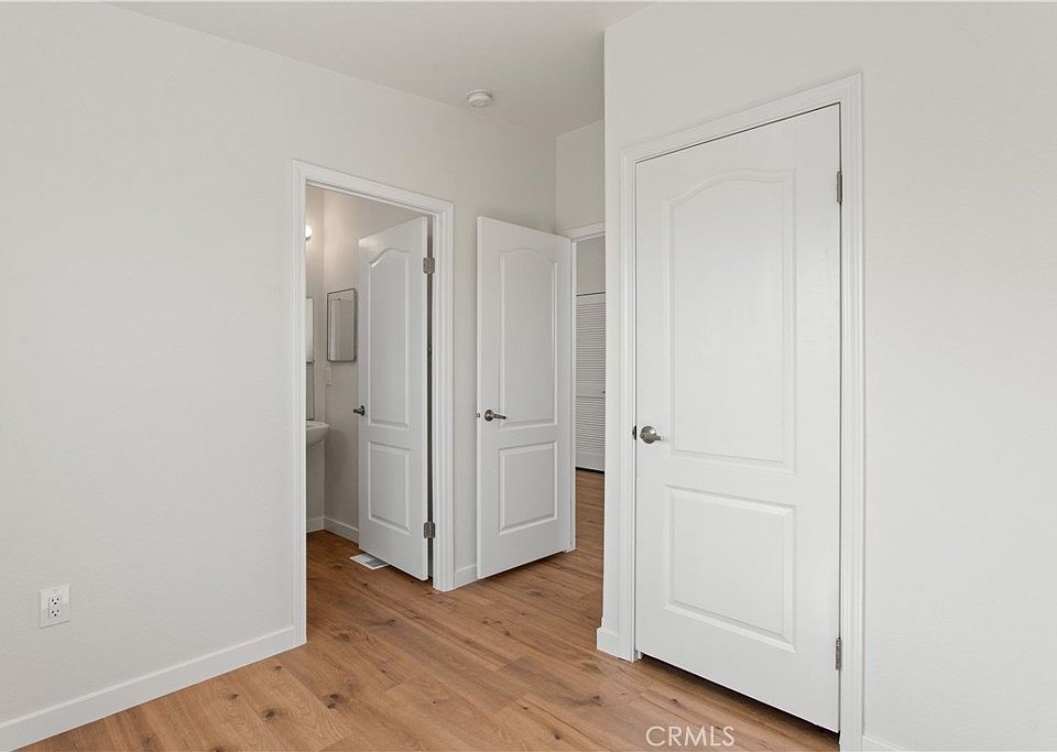 13th image of 8250 Lankershim Ivy 15 Blvd #82