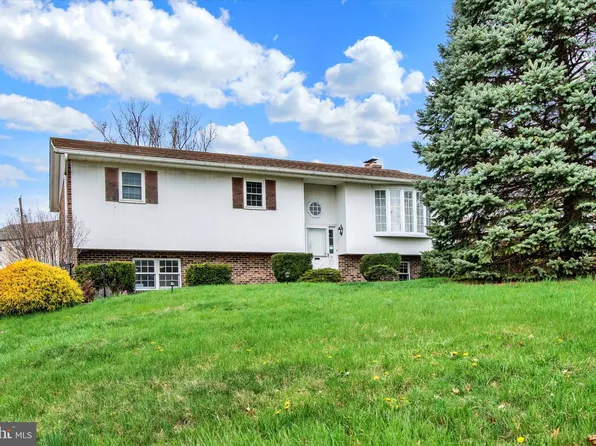 26 Franklin Ave, Hamburg, PA 19526