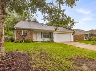 343 Lorraine Ave, Pass Christian, MS 39571