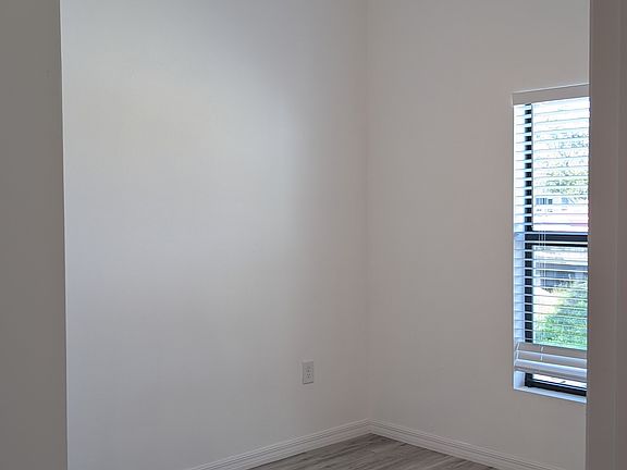 4th image of 621 Cultural Park Blvd #621