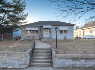 1720 Annie Baxter Ave, Joplin, MO 64804