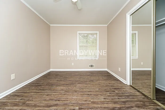 5515 Scofield Rd — Photo 13