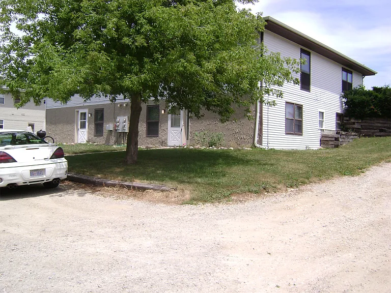 N881 Amanda St #1 — Photo 10