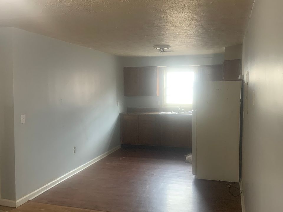 1st image of 217 E St #219