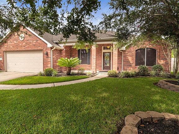 2nd image of 14451 Country Haven Ct