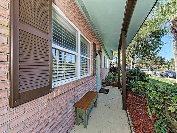 3rd image of 4007 Westminster Dr