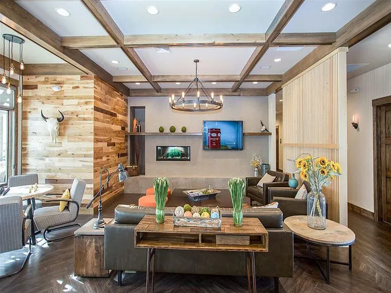 Talus Apartment Homes — Photo 10