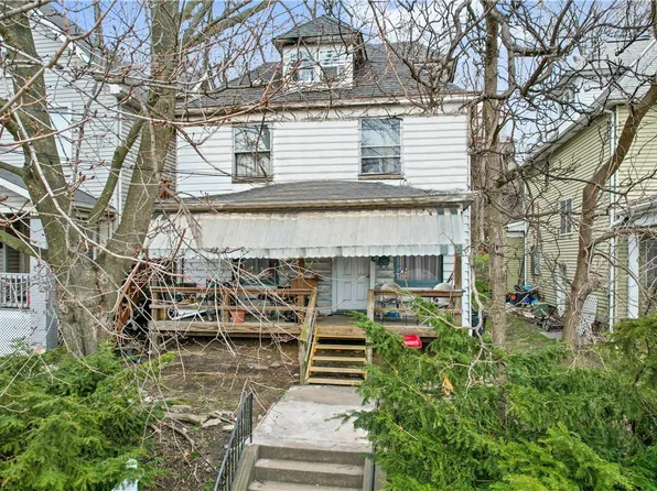 437 Delaware Ave, Rochester, PA 15074