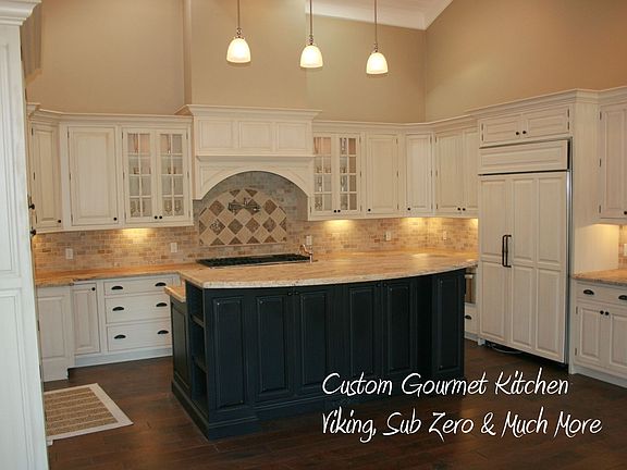Gourmet Kitchen w Viking, Sub Zero & Much More