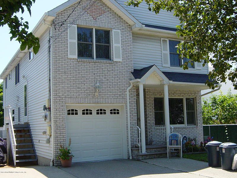 1st image of 42 Thollen St