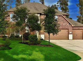 139 W Wading Pond Cir, The Woodlands, TX 77375