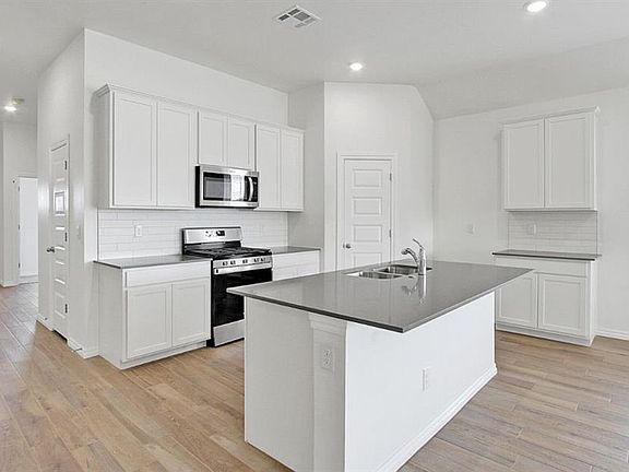 3rd image of 9052 NW 149th Ter