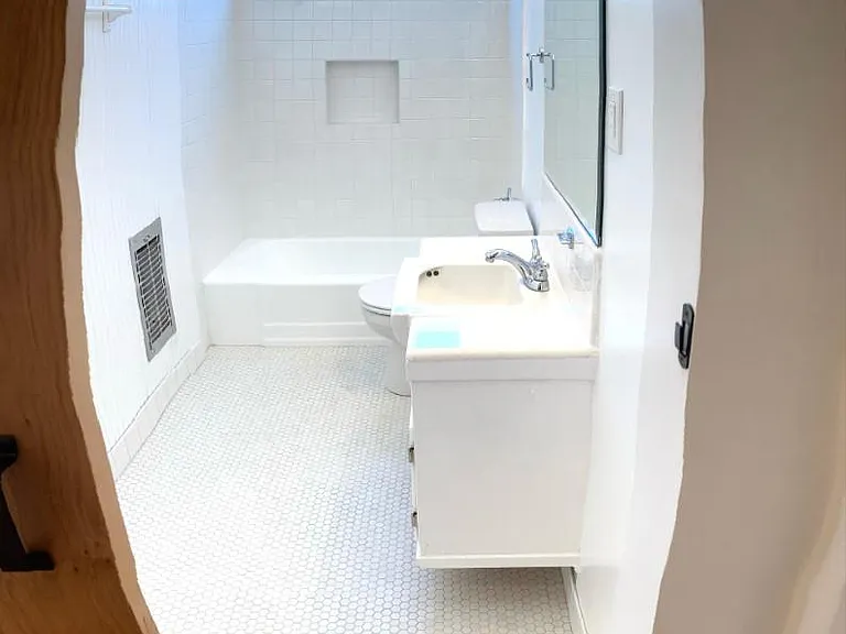 1234 N Laurel Ave — Photo 15