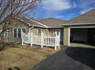 1908 Oak Tree Ln UNIT C, Austin, MN 55912