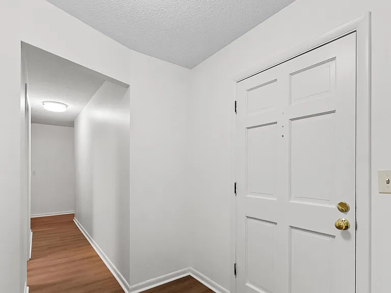 3108 Briarwood Dr — Photo 7