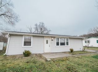 12811 Whitcomb St, Crown Point, IN 46307