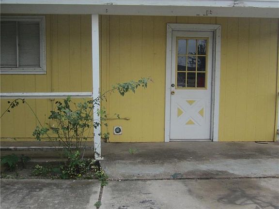 2nd image of 2625 S 27th St