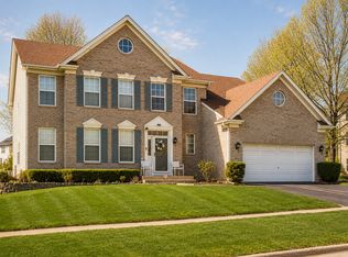 2070 Morningview Dr, Hoffman Estates, IL 60192