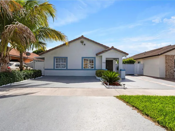 7578 W 30th Ln, Hialeah, FL 33018