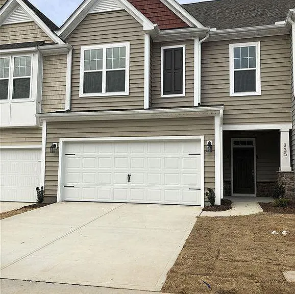 325 Acorn Hollow Pl — Photo 1