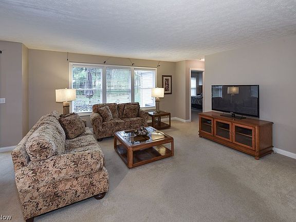 5th image of 11235 Peppermint Pl