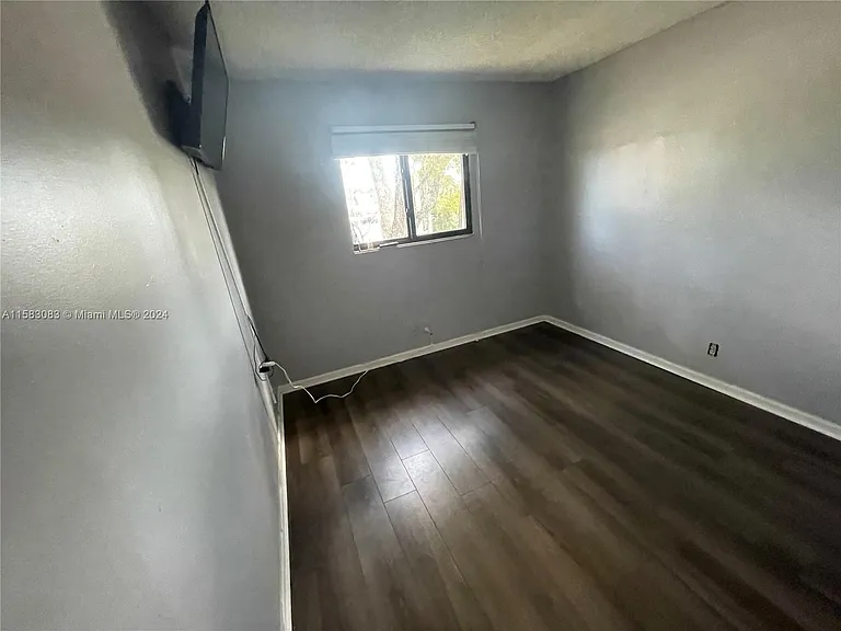 105 San Remo Blvd #105 — Photo 4