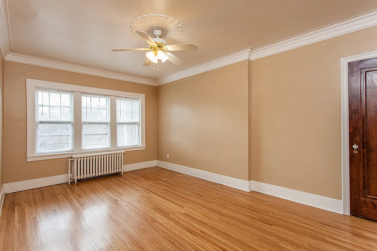 Living Area - Arnold Park Apartments