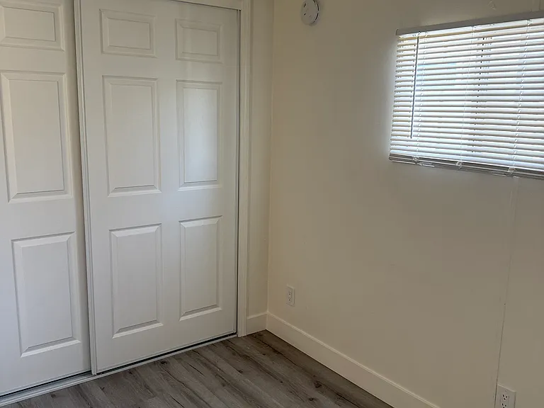 6665 Long Beach Blvd #G29 — Photo 5