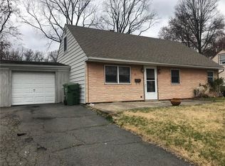 45 Markham Rd, Edison, NJ 08817